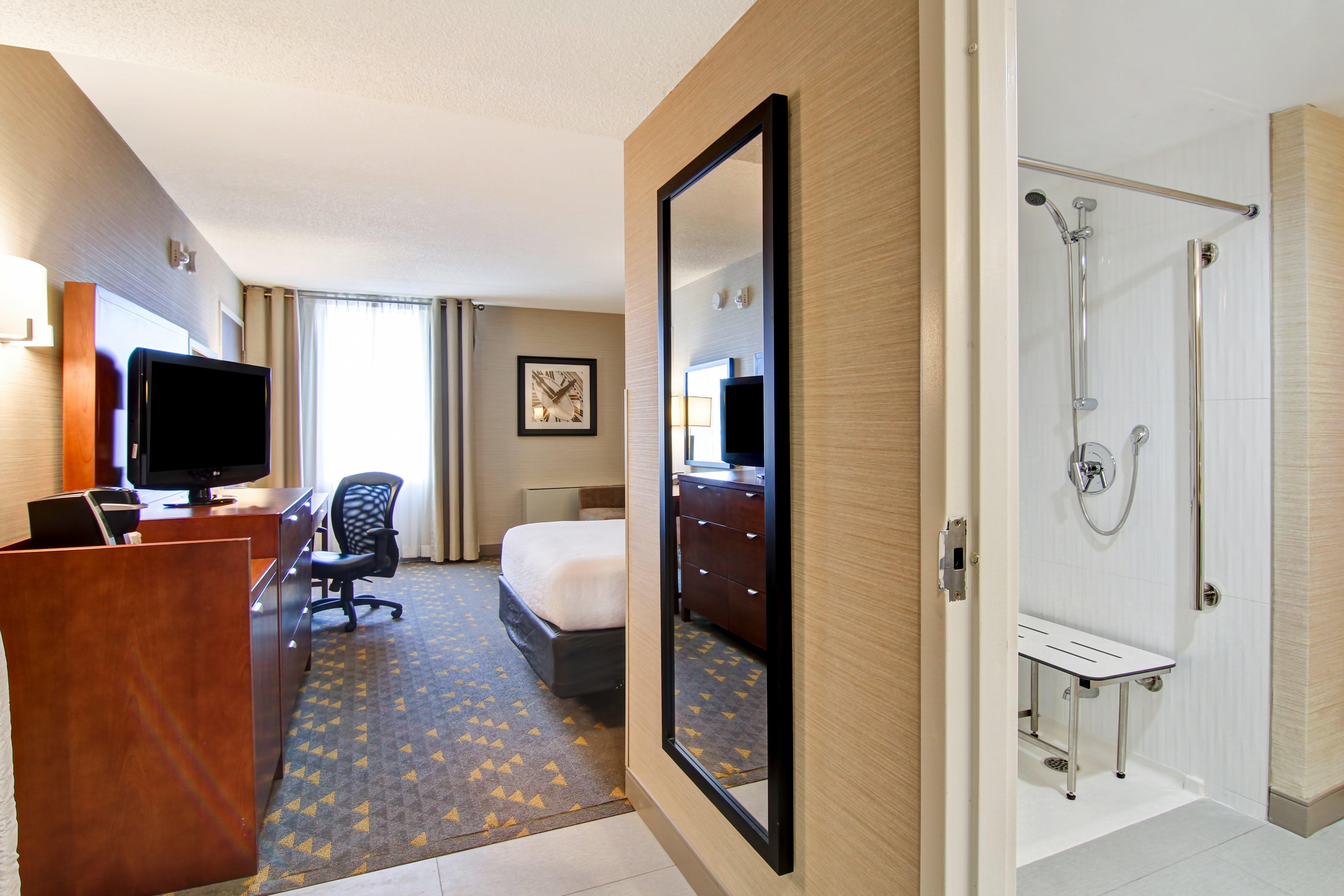 Holiday Inn Oakville Centre By Ihg Exterior foto