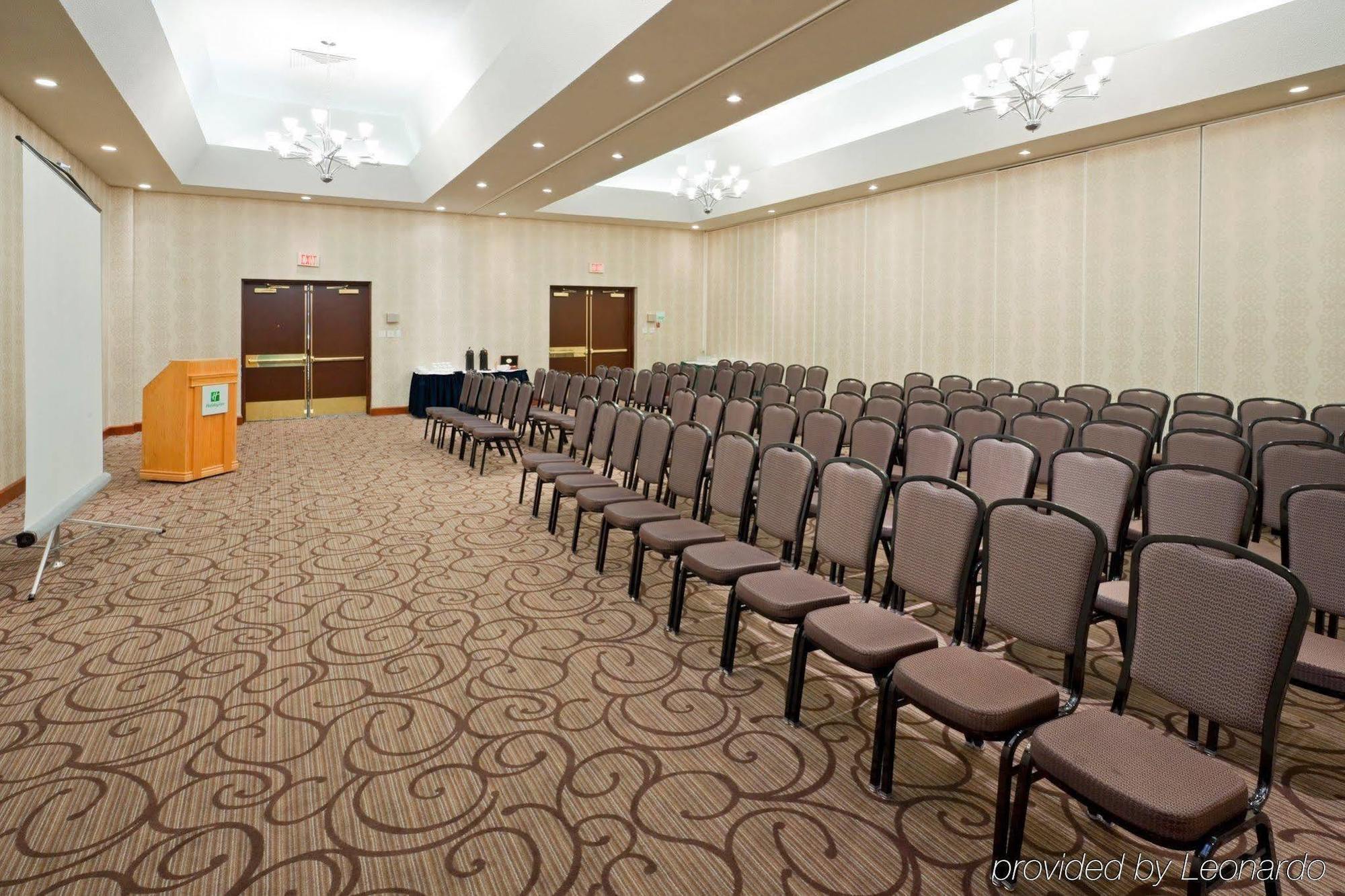 Holiday Inn Oakville Centre By Ihg Instalações foto